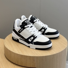 Louis Vuitton Trainer Sneaker